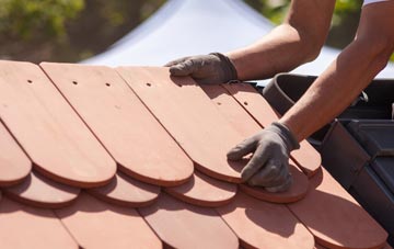 Ceinws roof tile contractors